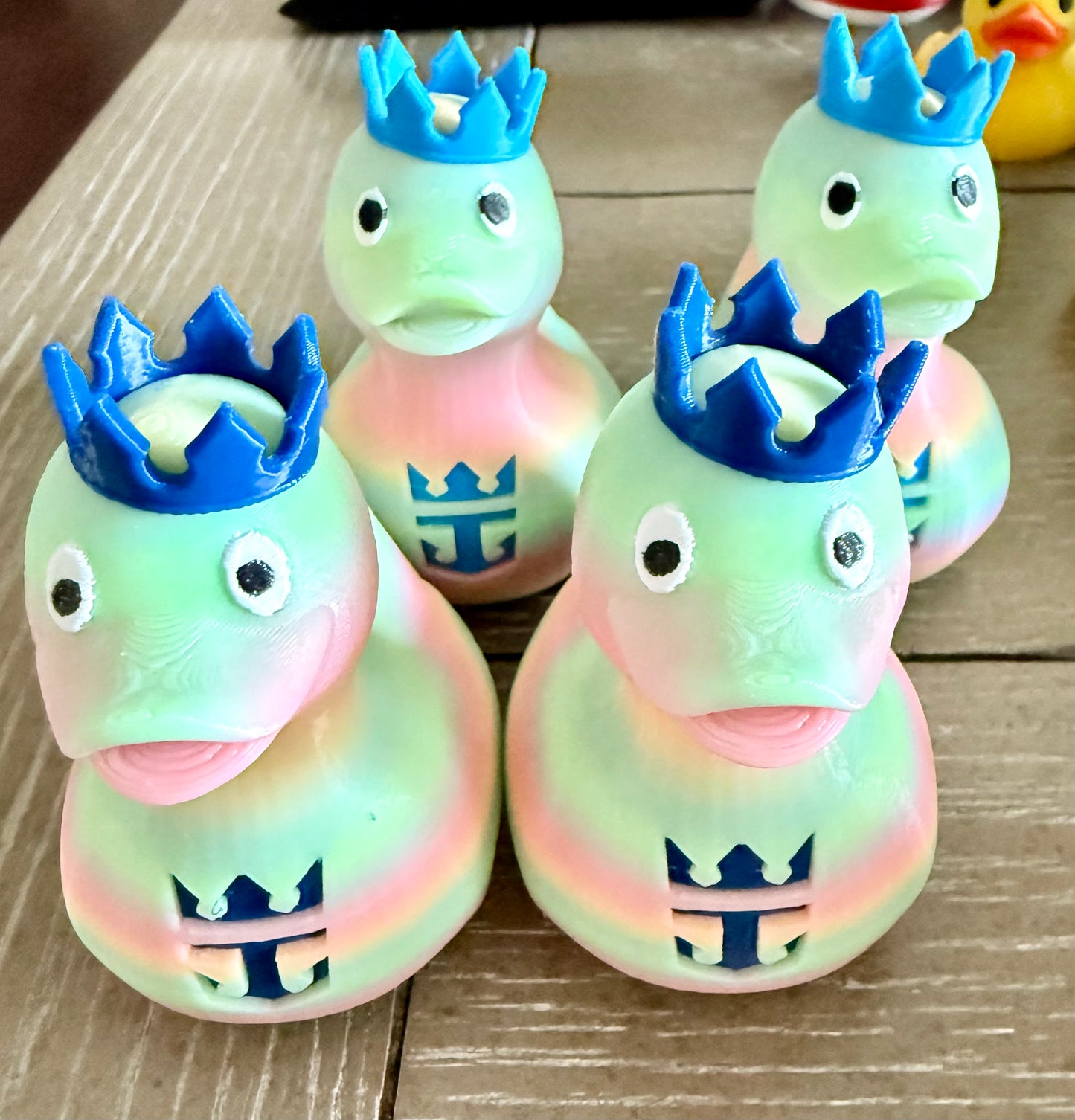 Glow in the Dark Royal crown ducks Set of 4