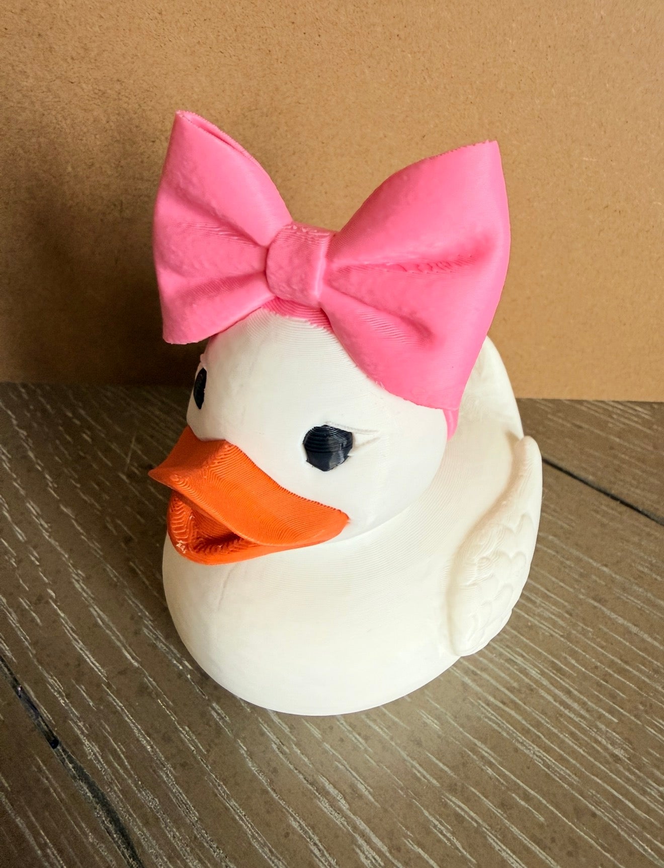 Jumbo Bow Duck