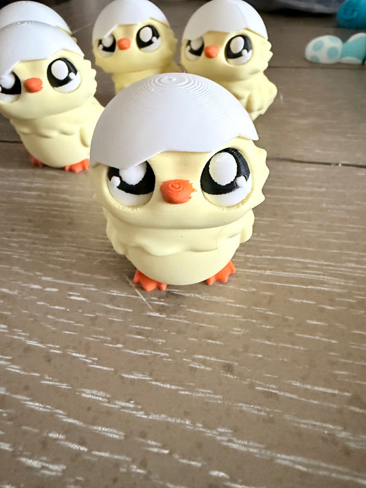 🐣 Hatching Chick – 3D Printed Easter Decor