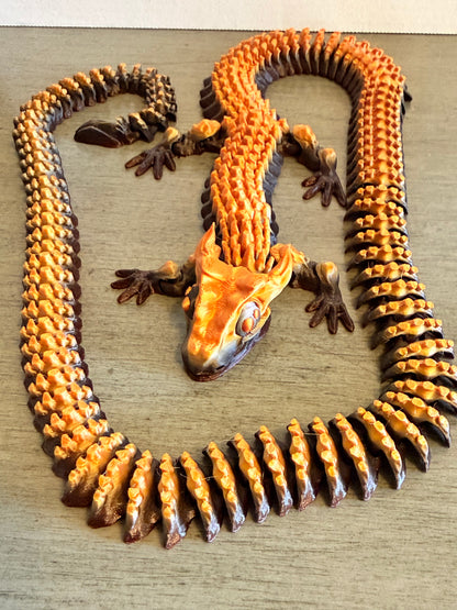Articulated Dragon – Flexible Fantasy Display Piece